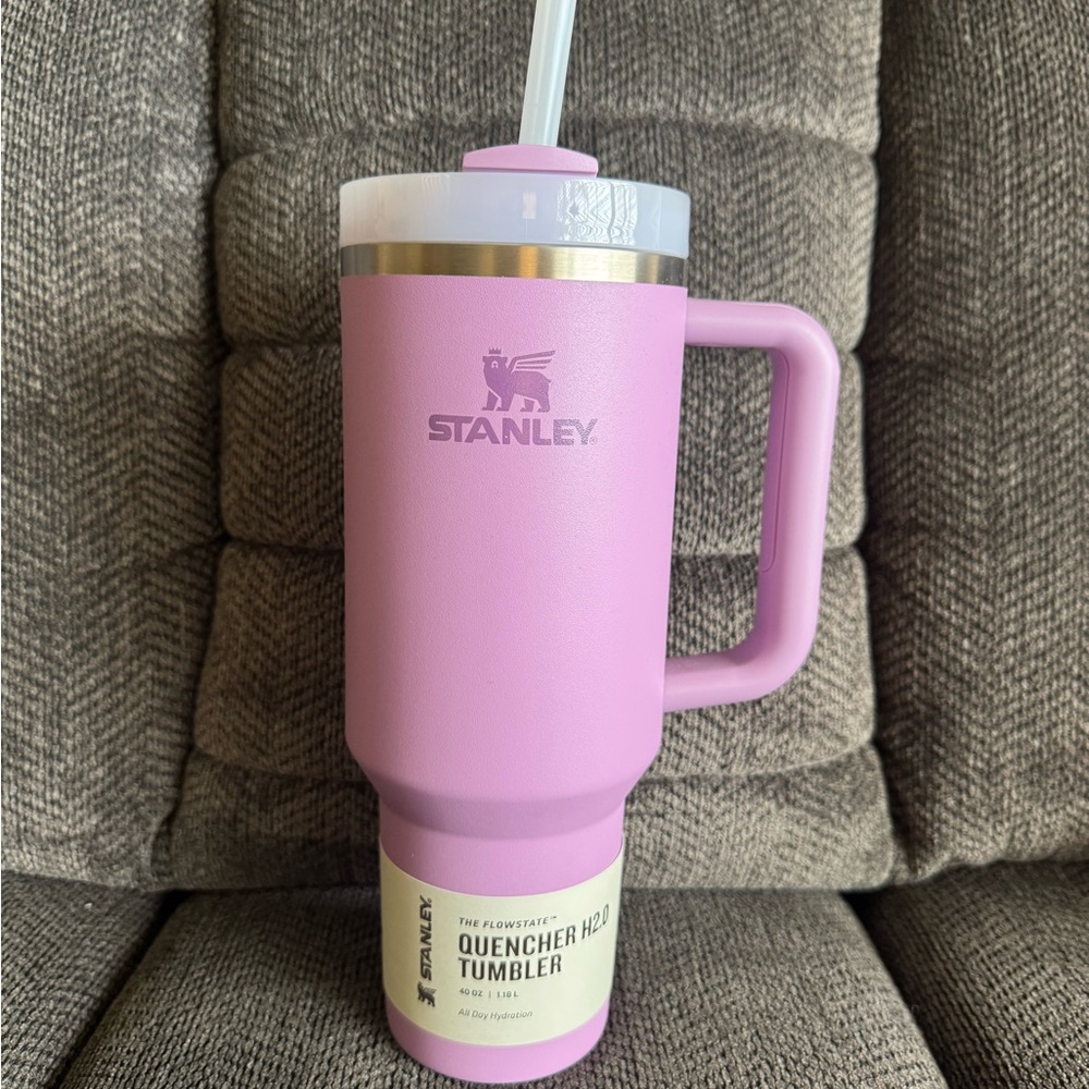 Stanley The Flowstate Quencher H2.0 Lilac 40 oz. Tumbler with Handle